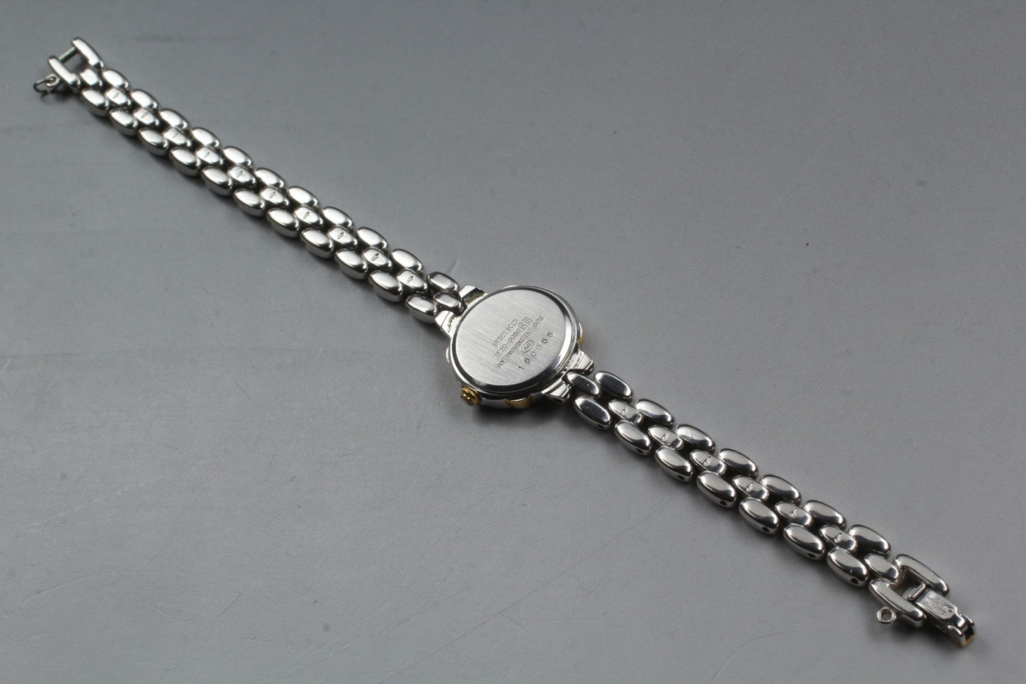 Vin.1991[N MINT] SEIKO TISSE 1F20-0060 4P Diamond Bracelet Quartz Ladies Watch