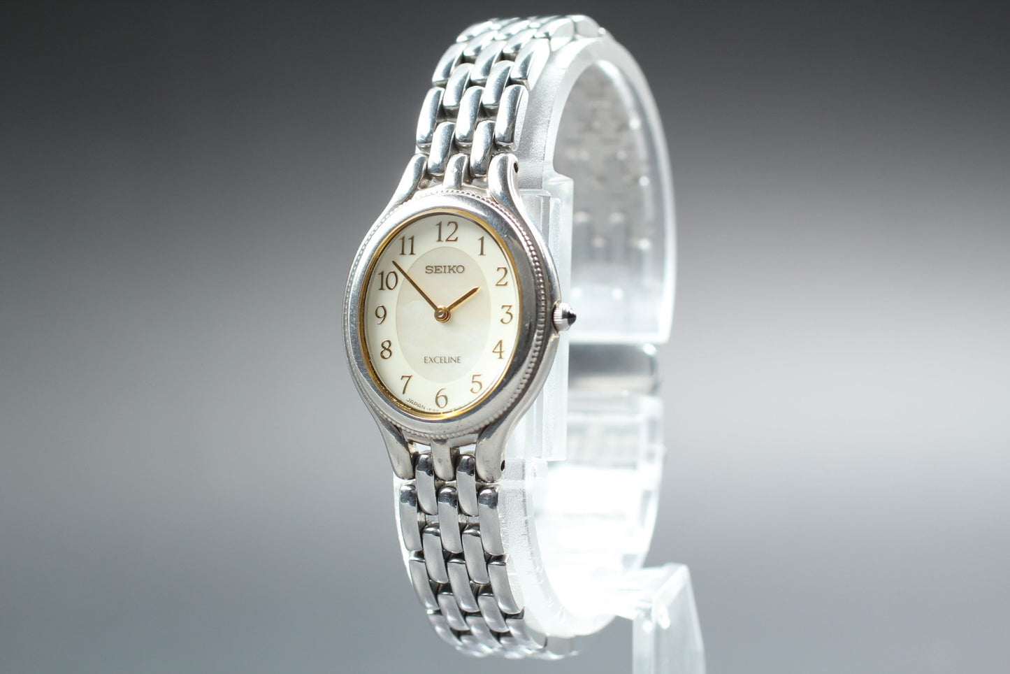 Vtg.1992 [N MINT] SEIKO EXCELINE 1F20-6H00 Oval 21mm Quartz Ladies Watch JAPAN