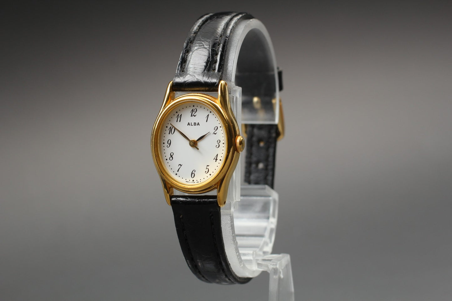 Vtg.1992[N MINT] SEIKO ALBA 1N01-5F90 Oval 19mm Quartz Ladies Watch From JAPAN
