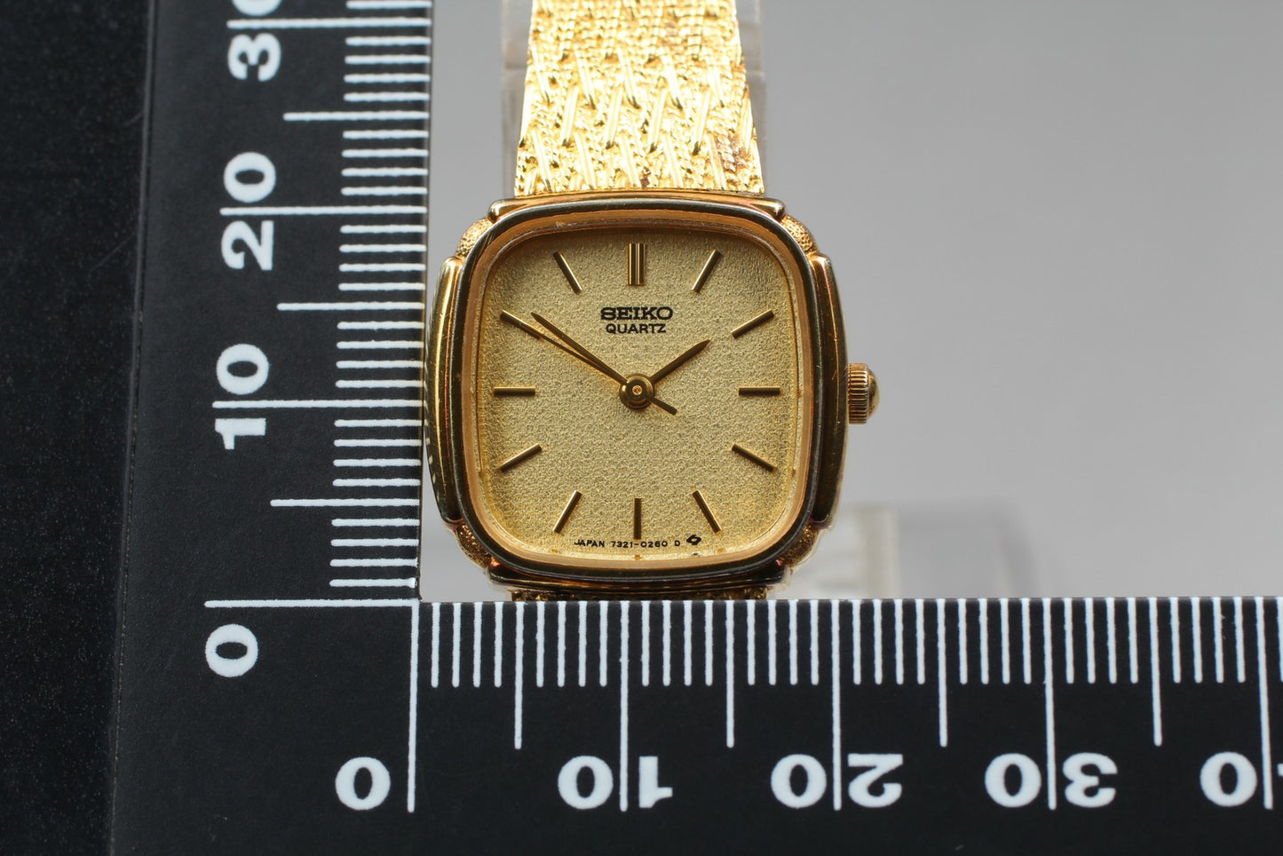 Vtg.1983 [Near MINT] SEIKO 7321-5110 Gold Bracelet Quartz Ladies Watch JAPAN