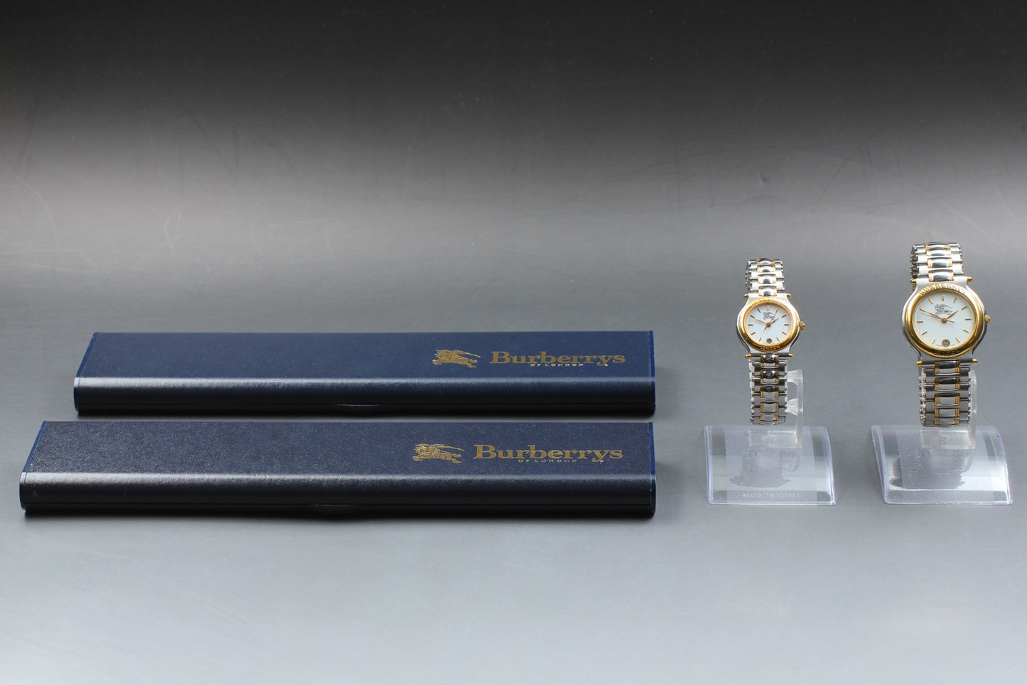 Vtg.[Near MINT w/ Box] BURBERRYS 2000 Day/Date Bracelet Quartz PAIR Watch JAPAN