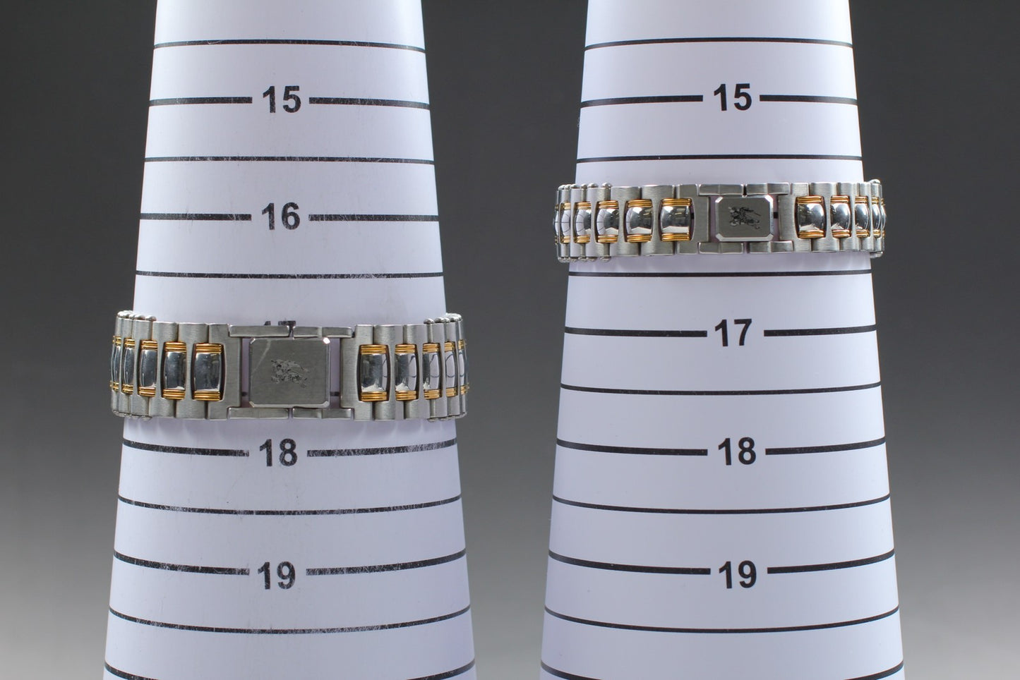 Vtg.[Near MINT w/ Box] BURBERRYS 2000 Day/Date Bracelet Quartz PAIR Watch JAPAN