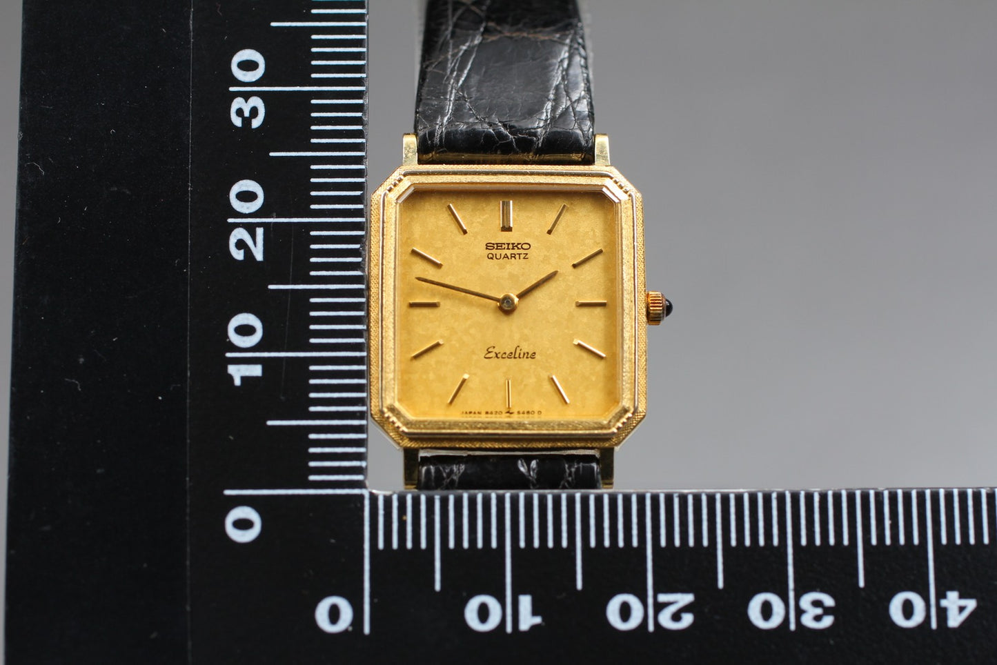 Vtg.1991[Near MINT] SEIKO Exceline 8420-5410 10K Tank Quartz Ladies Watch JAPAN