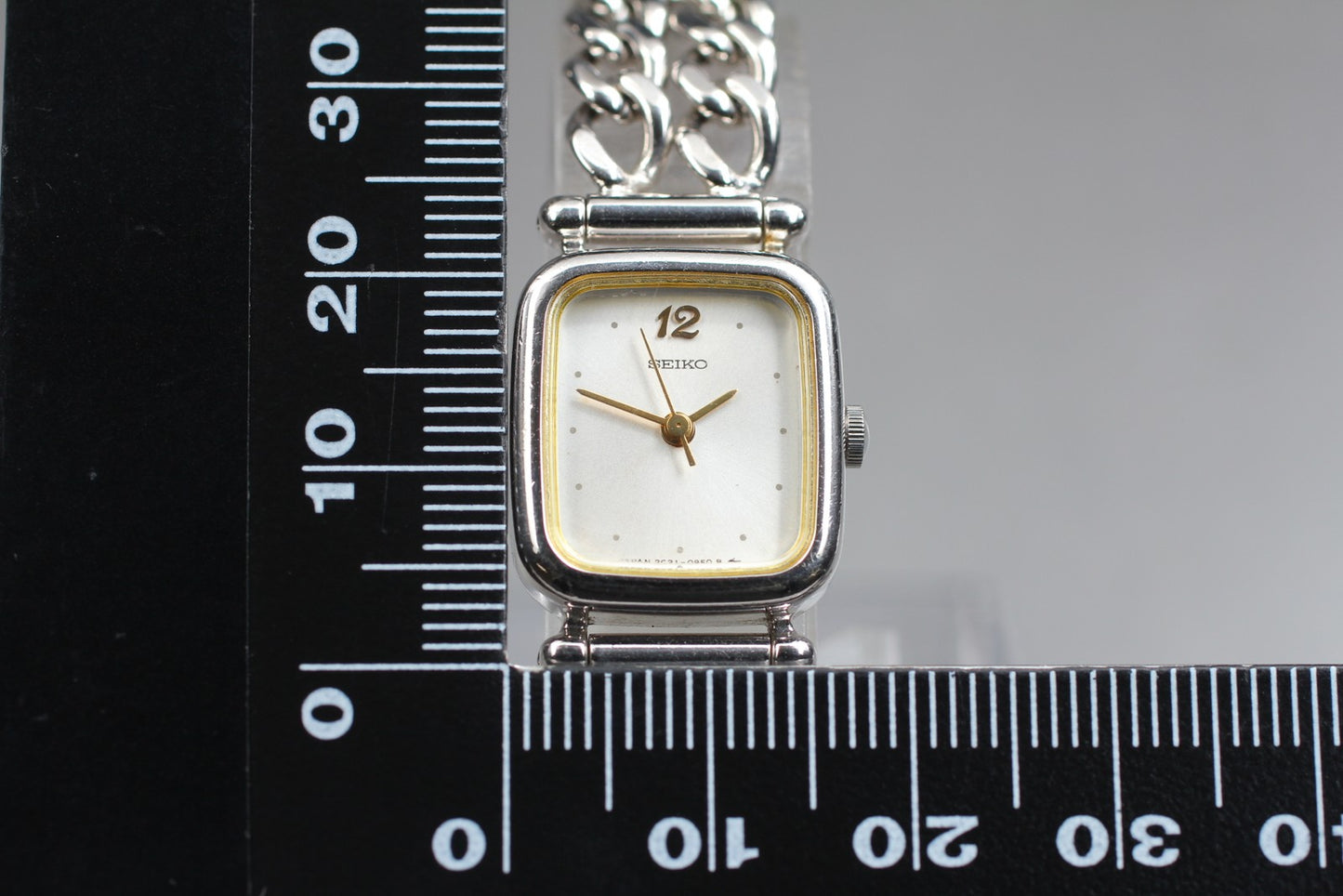 Vtg.1985 [Near MINT] SEIKO 2C21-5360 Tank Bracelet Quartz Ladies Watch JAPAN