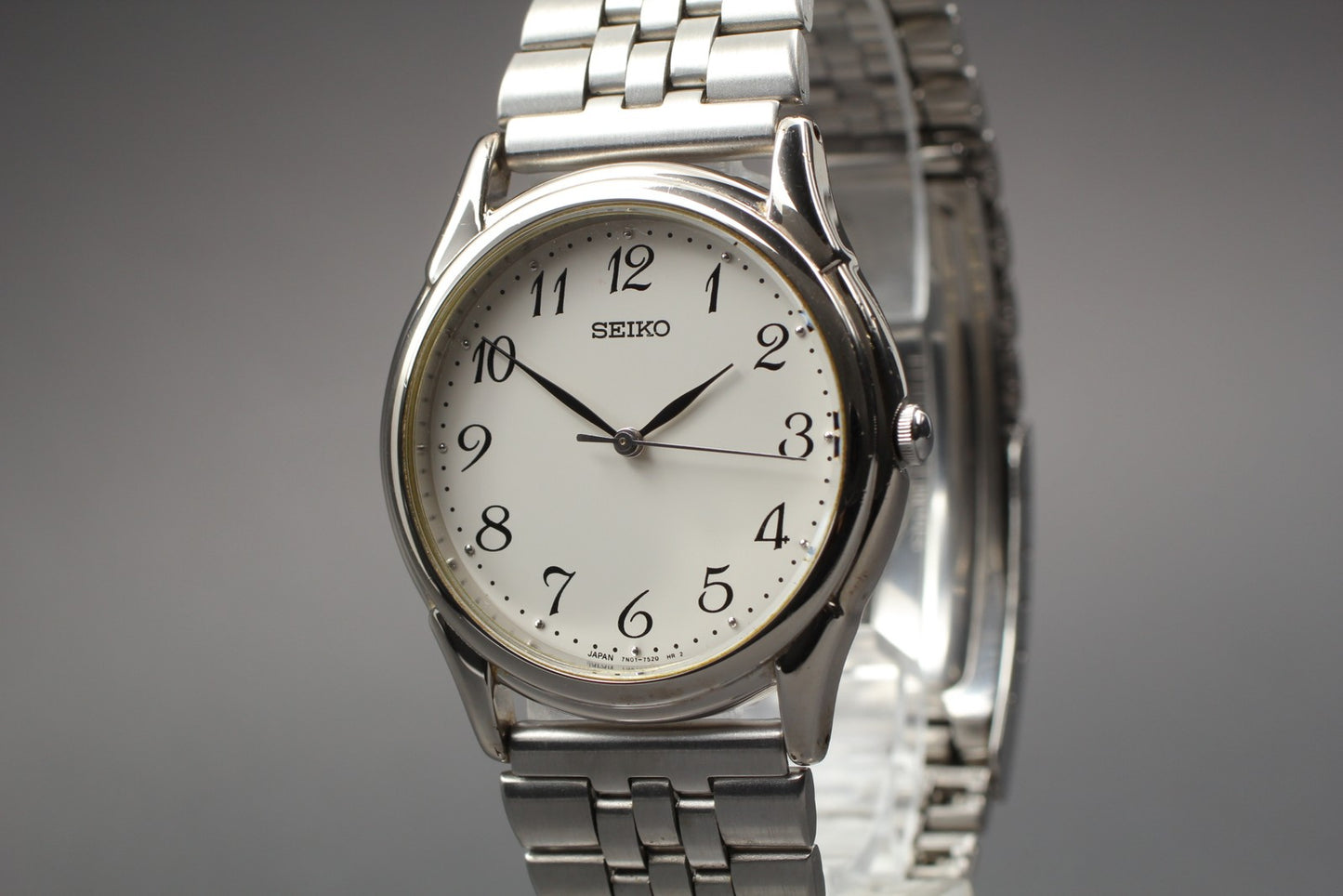 Vtg.1985 [Near MINT] SEIKO 7N01-7140 33mm Silver Quartz Men's Watch From JAPAN