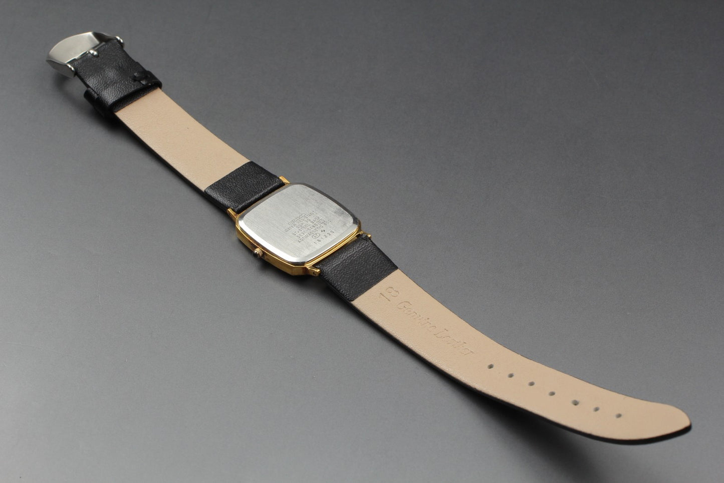 Vin.1991[Near MINT] SEIKO Dolce 5E31-5A80 Tank Gold Quartz Men's Watch JAPAN